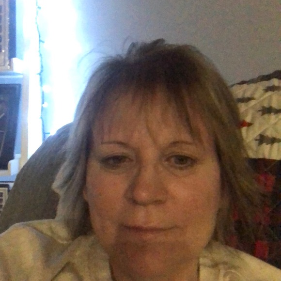 Meet your Posher, Sandra - Picture 1 of 1